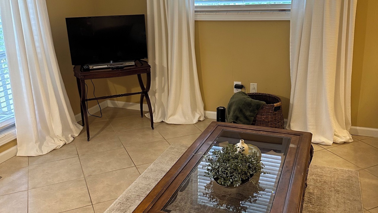 Photo of Livingroom in Cedar Cliff