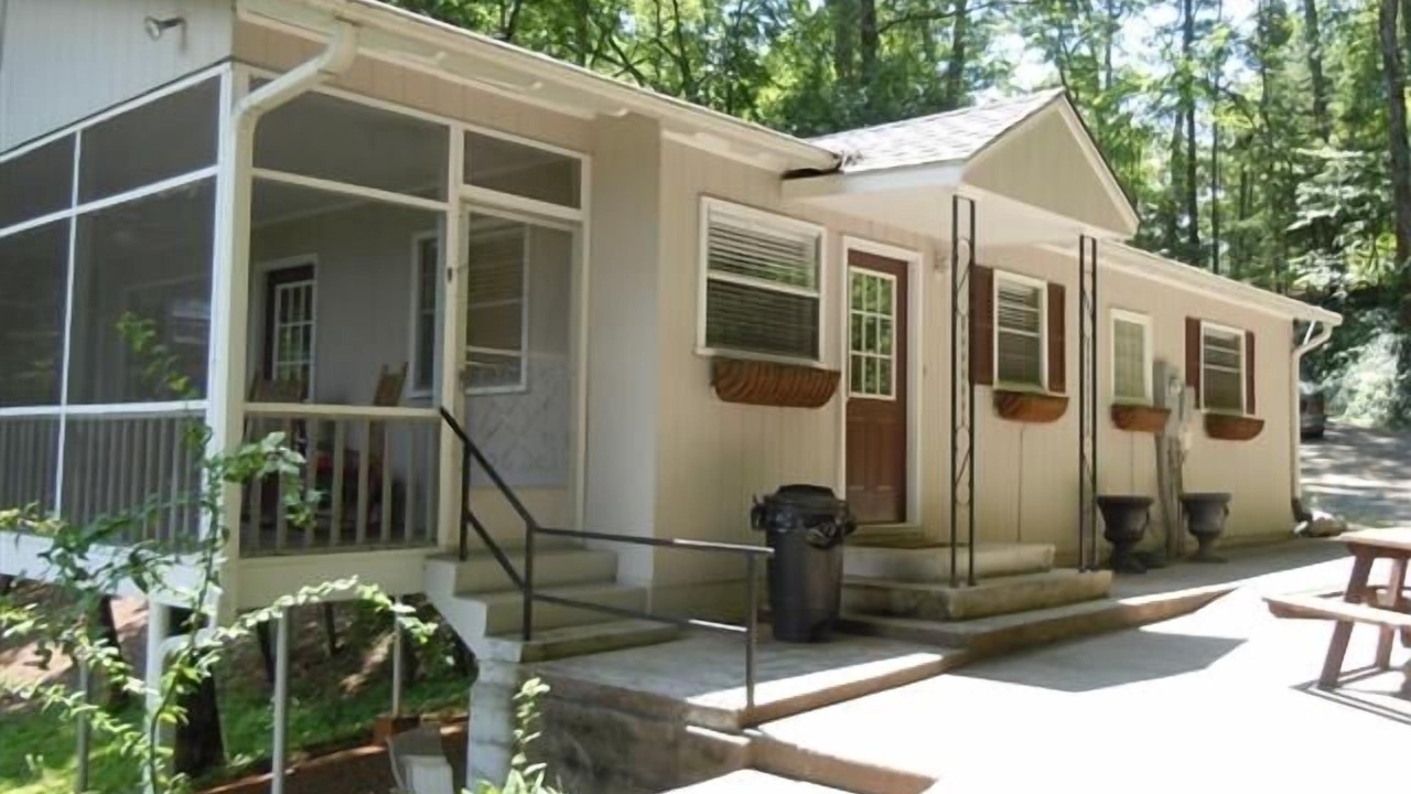 Photo of Others in Cedar Cliff