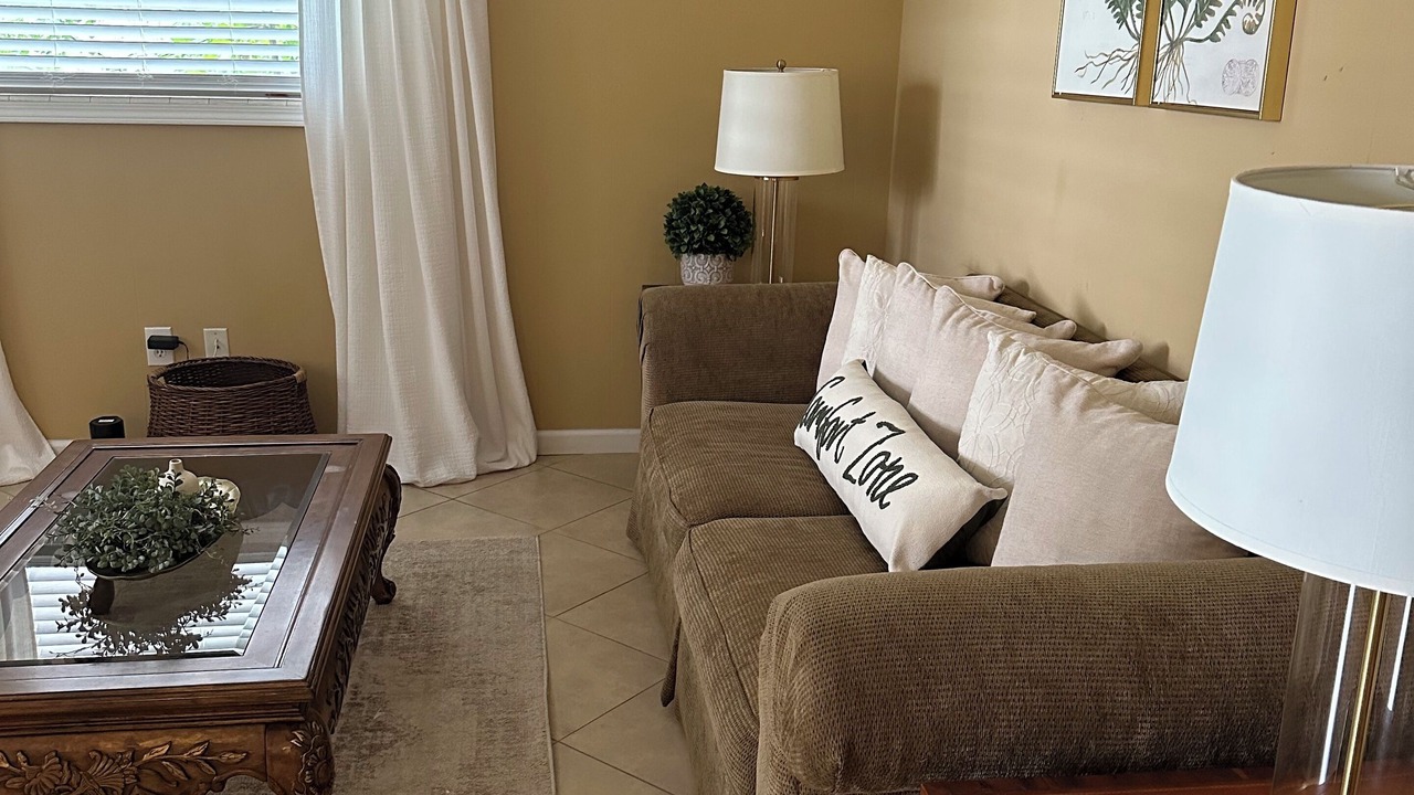 Photo of Livingroom in Cedar Cliff