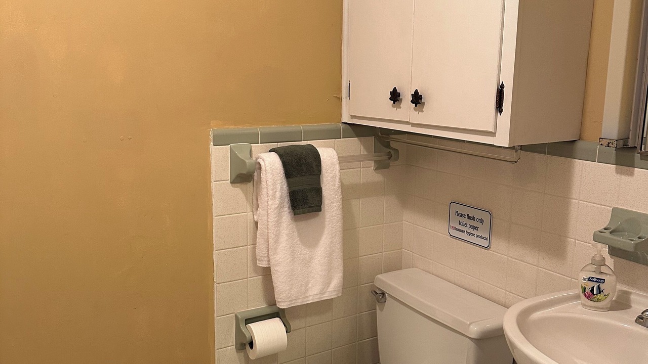 Photo of Bathroom in Cedar Cliff