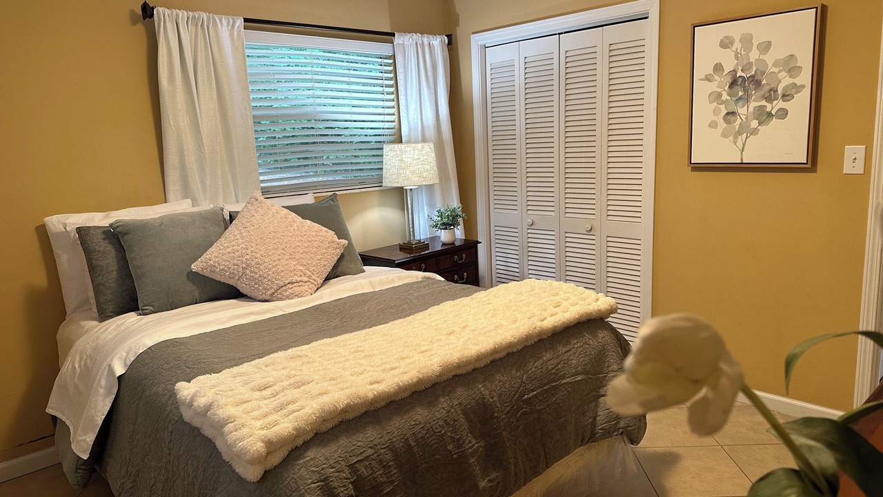 Photo of Bedroom in Cedar Cliff