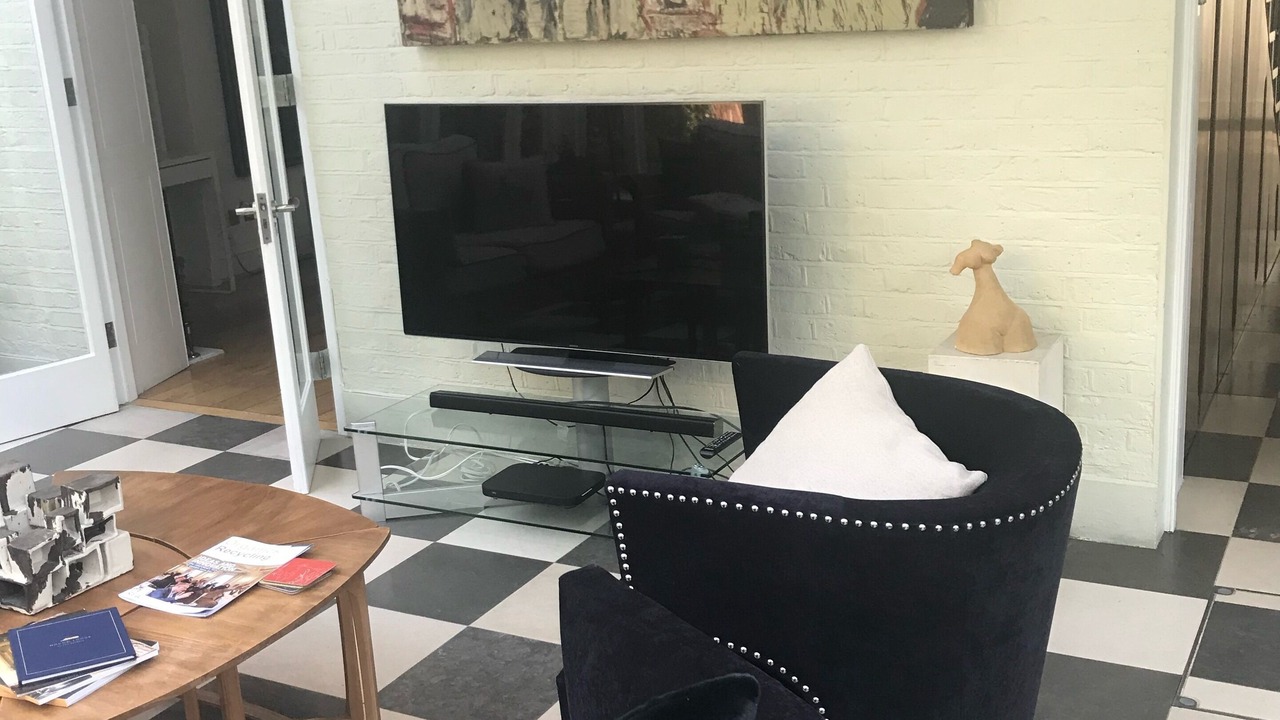 Photo of Others in St. Johns Wood