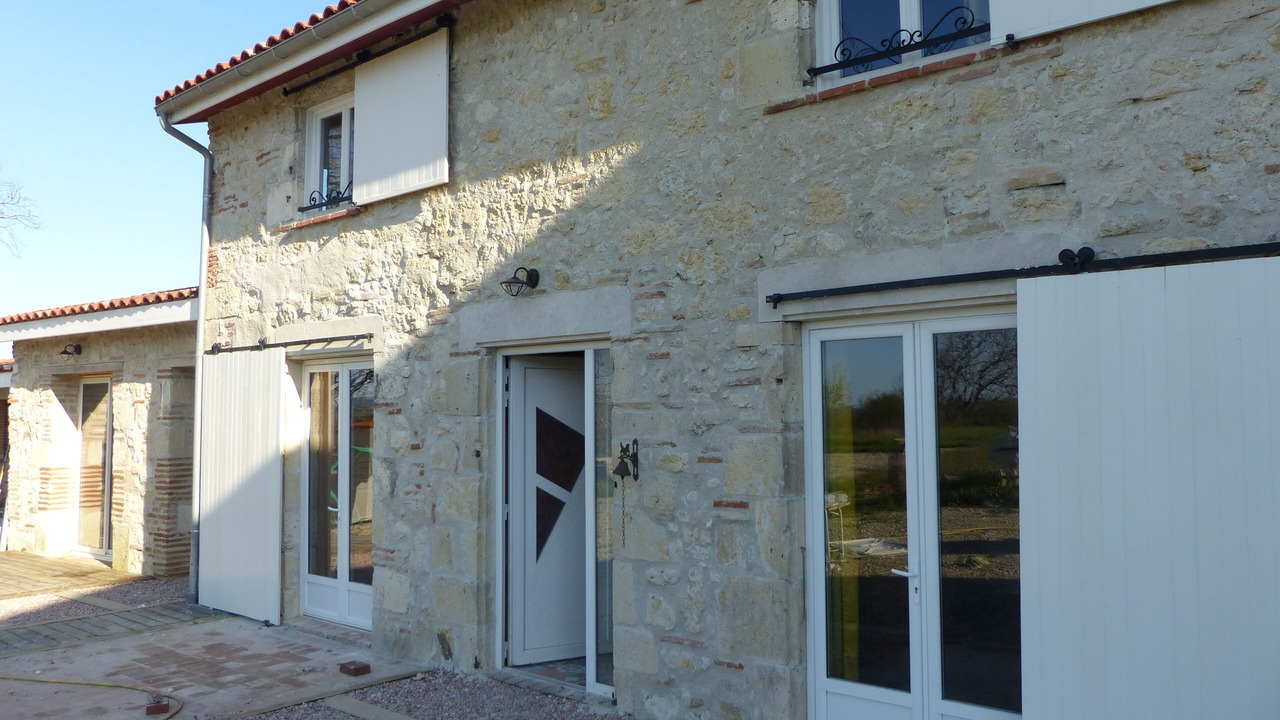 Photo of Outdoor in Saint-Loup