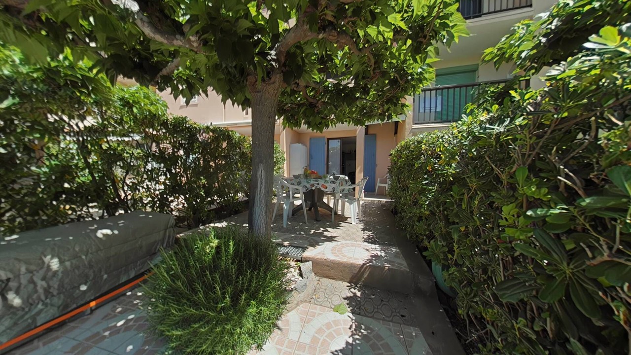 Photo of Outdoor in Saint-Pierre-la-Mer