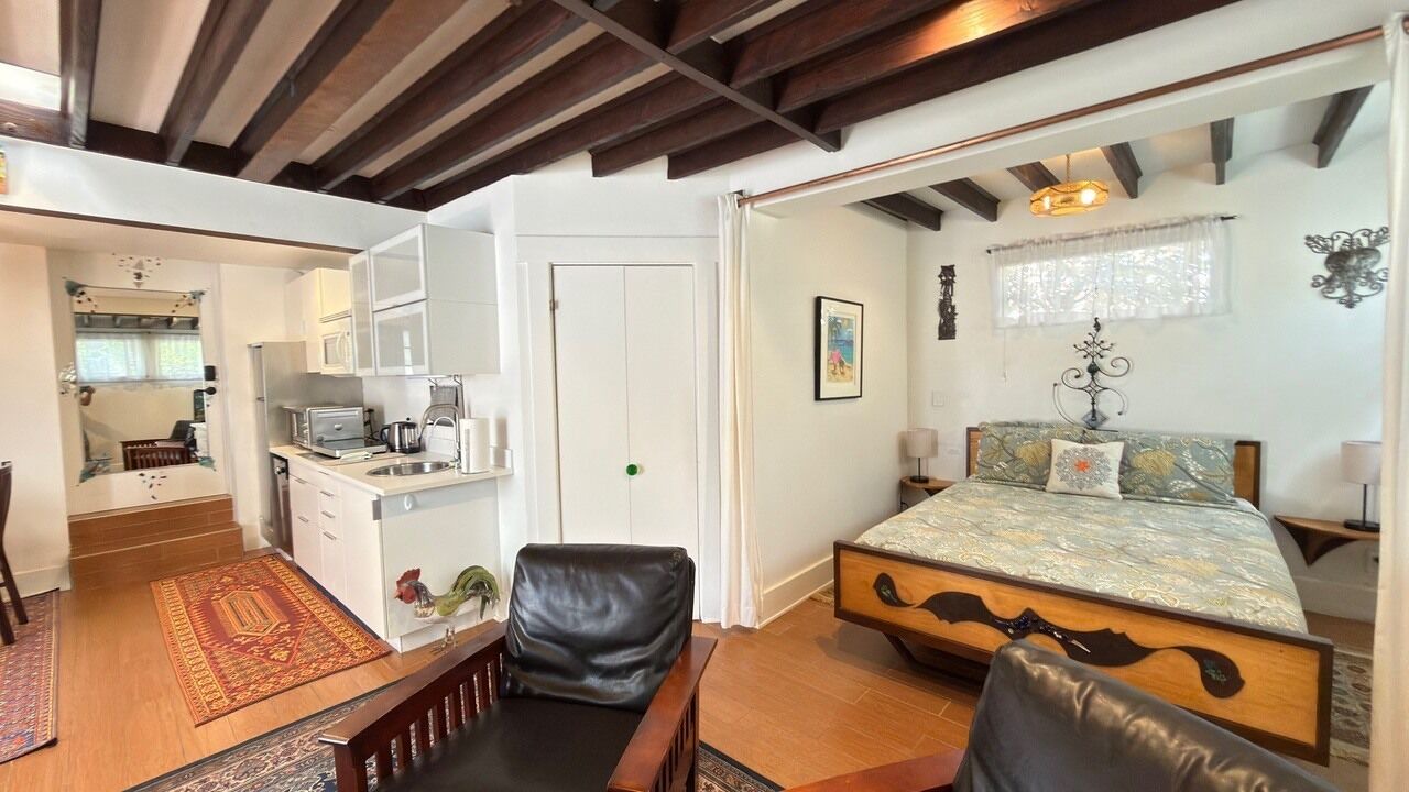 Photo of Bedroom in Hollywood