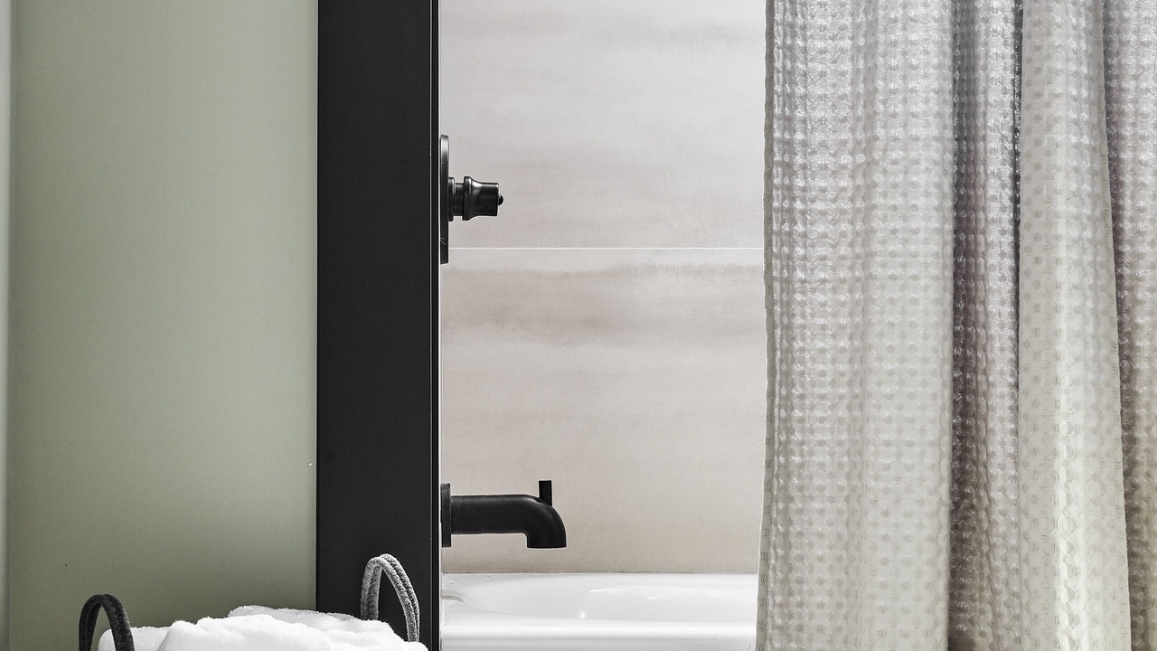 Photo of Bathroom in Point Breeze