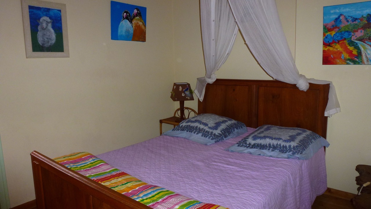 Photo of Bedroom in Maillezais
