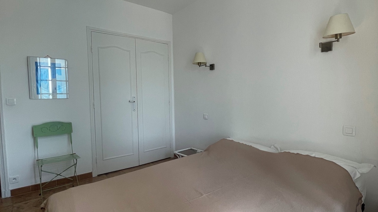 Photo of Bedroom in Bormes-Les-Mimosas