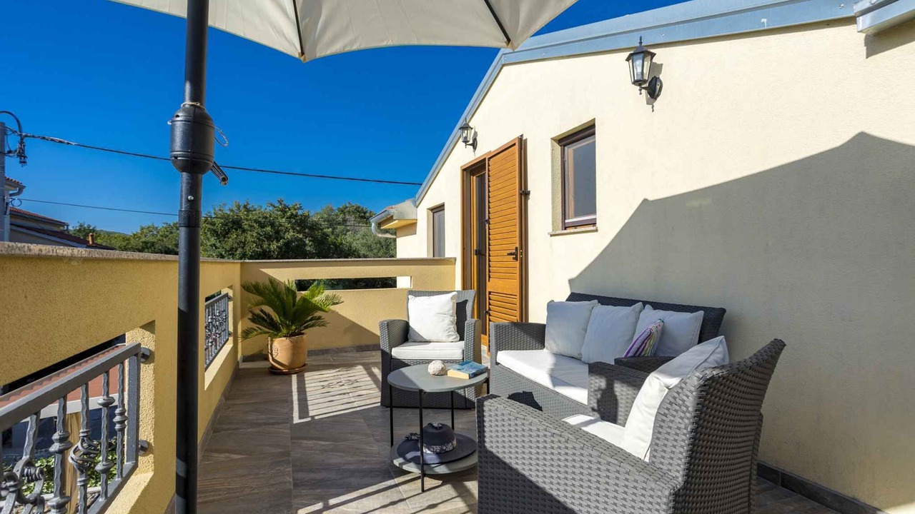 Photo of Outdoor in Risika