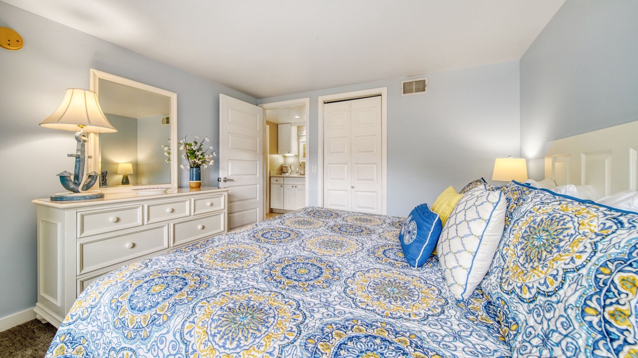 Photo of Bedroom in Saugatuck