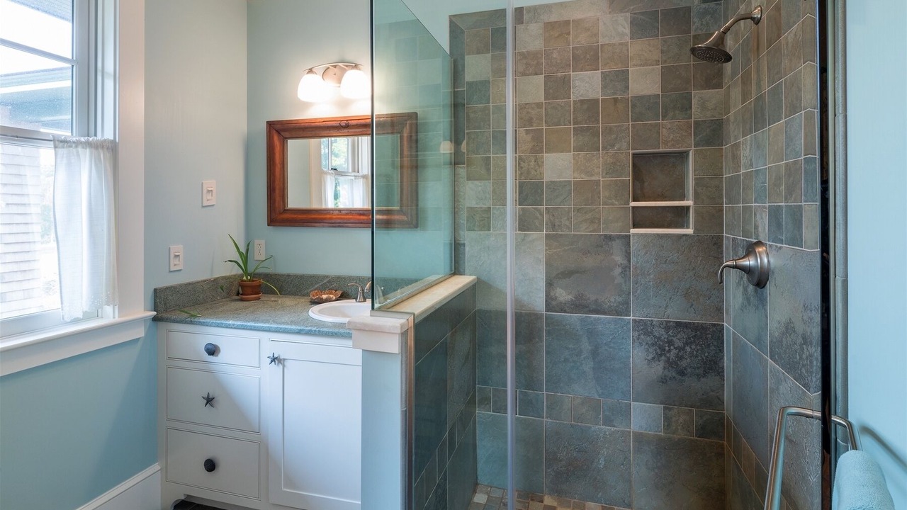 Photo of Bathroom in Edgecomb