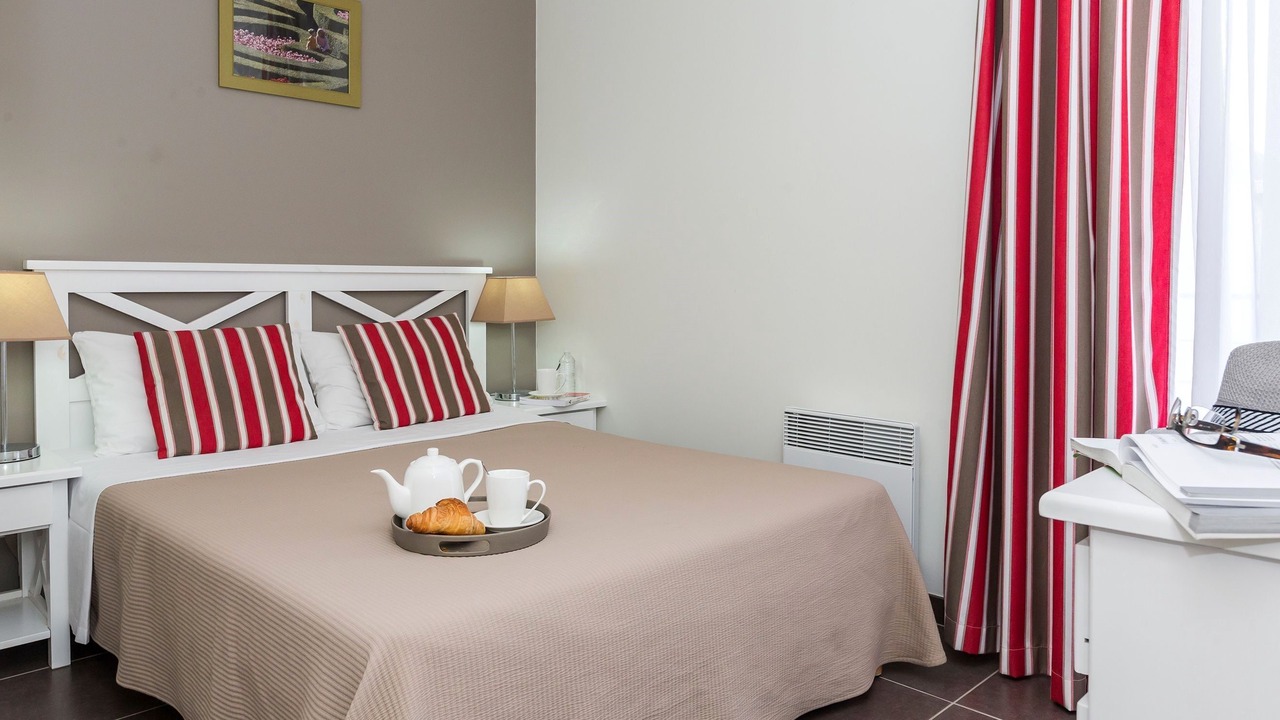 Photo of Others in Chinon