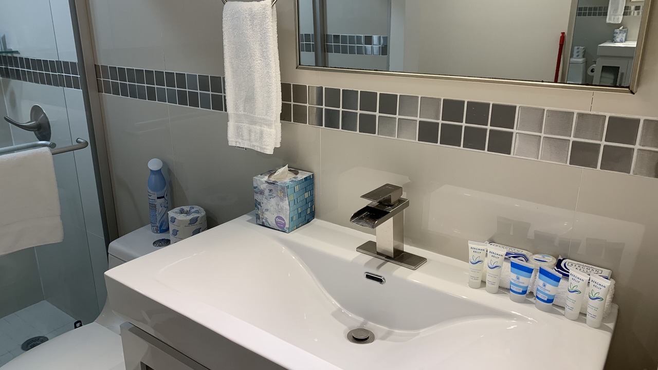 Photo of Bathroom in Galt Mile