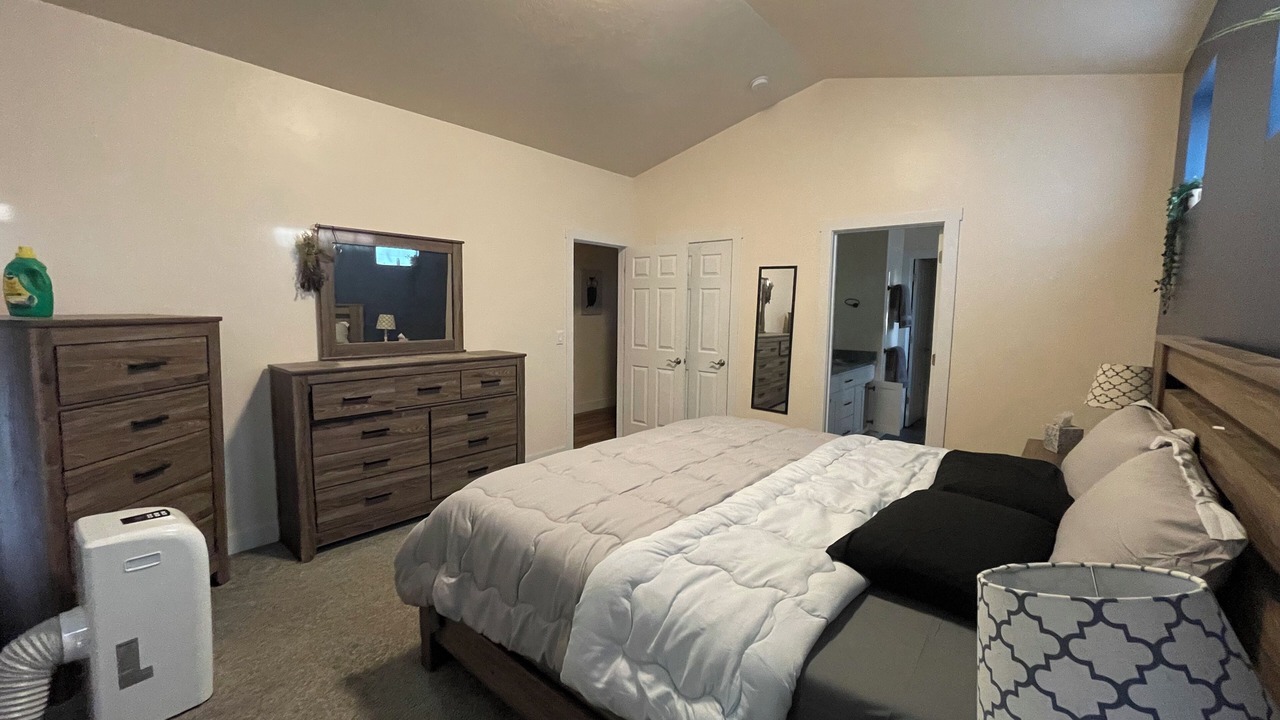 Photo of Bedroom in Murray