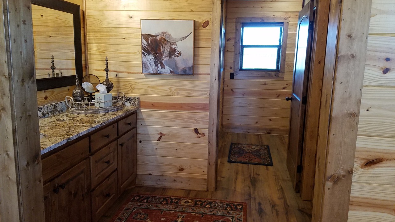 Photo of Bathroom in Sulphur Bluff