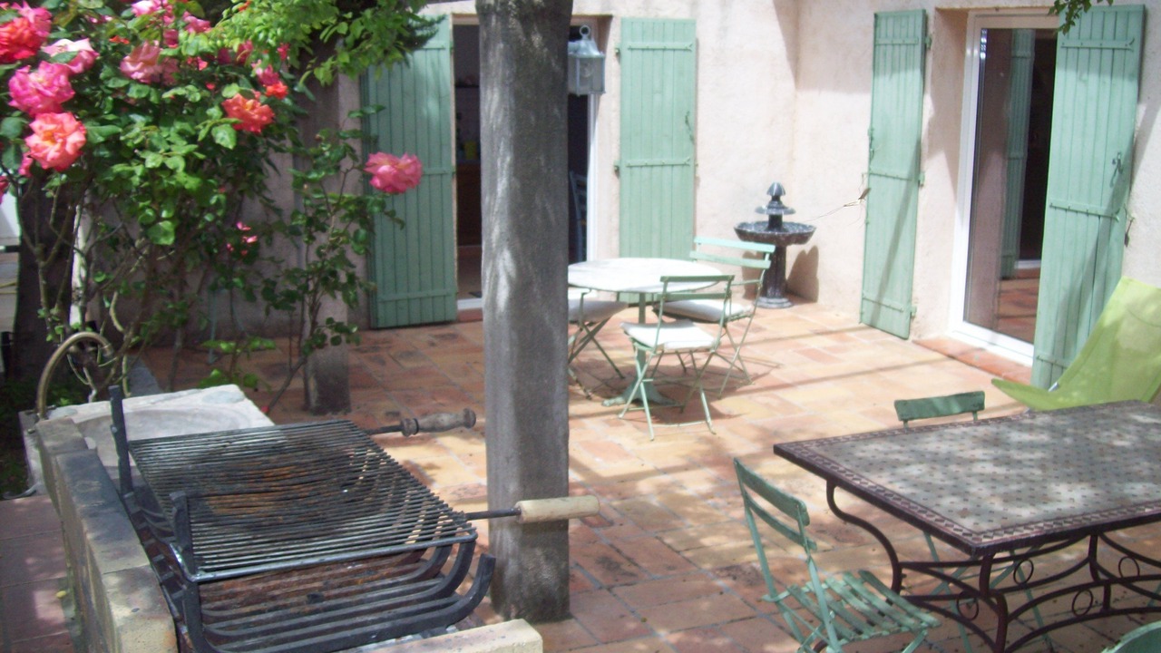 Photo of Patio Balcony in Bouc-Bel-Air