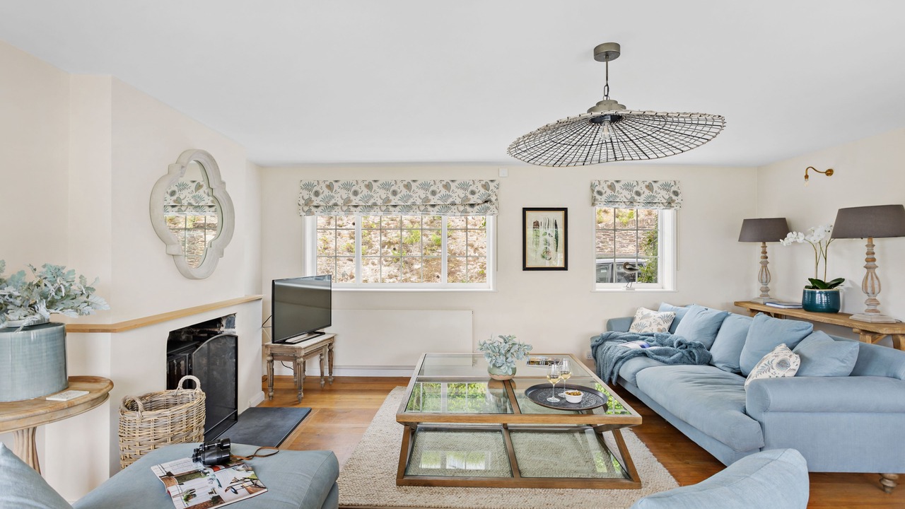 Photo of Livingroom in Dittisham