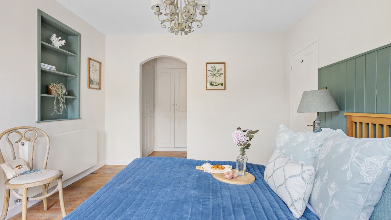 Photo of Bedroom in Dittisham