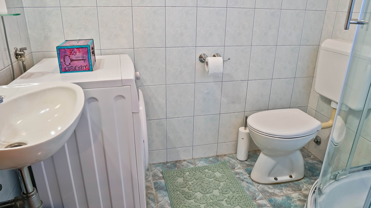 Photo of Bathroom in Skatari