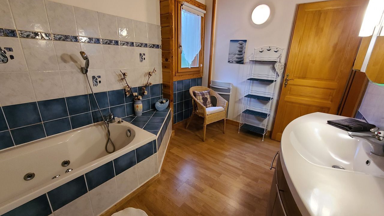Photo of Bathroom in Saint-Nabord