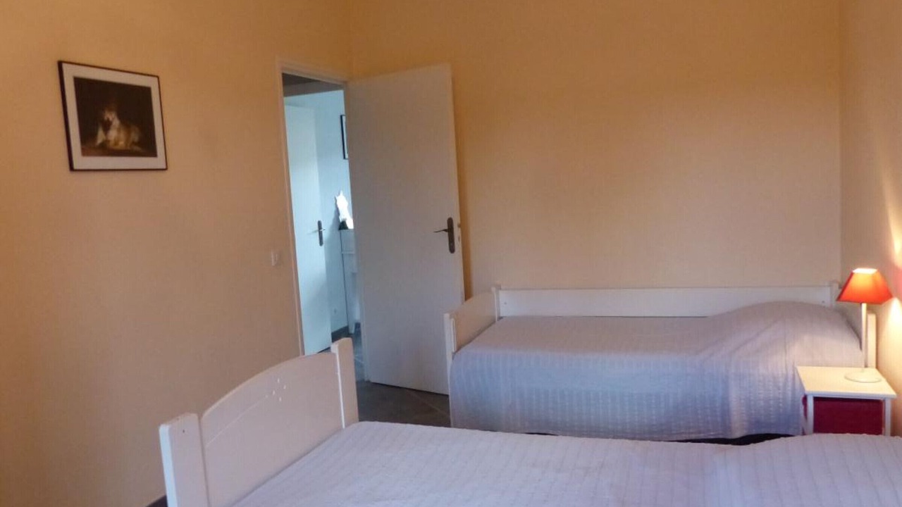 Photo of Bedroom in Isle-et-Bardais