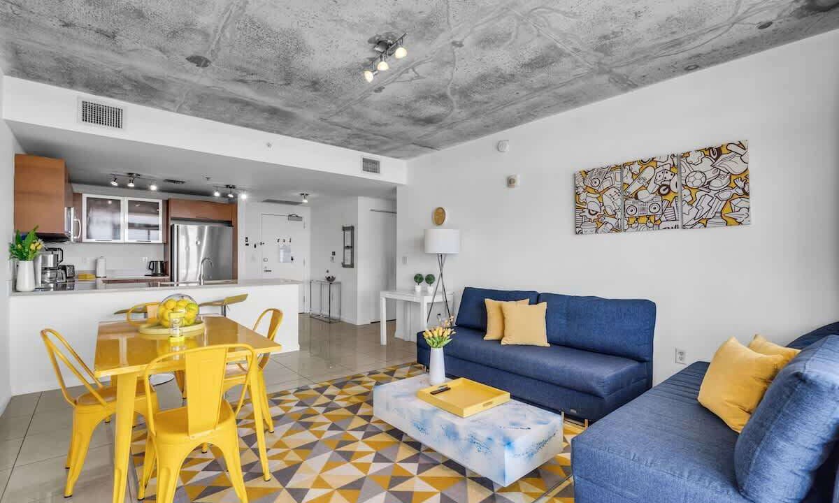 Photo of Livingroom in Midtown