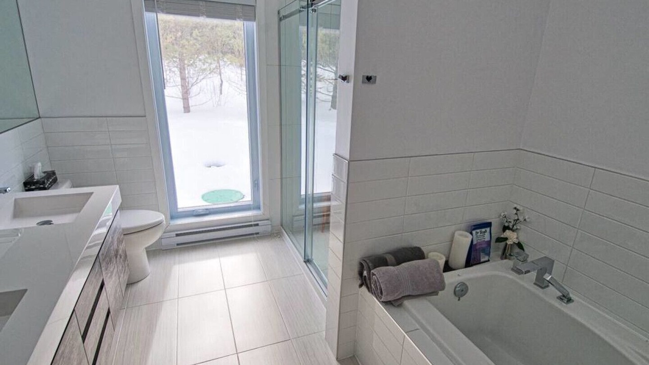 Photo of Bathroom in La Peche