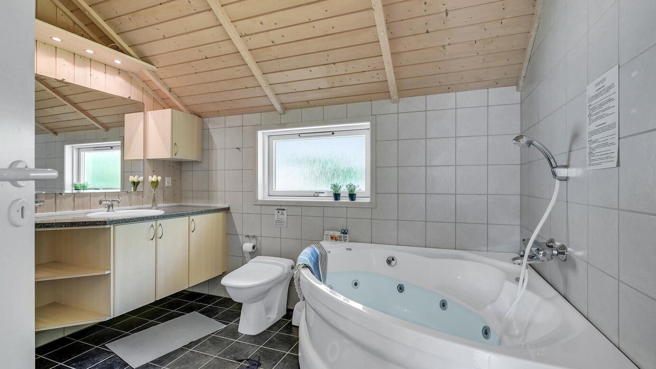 Photo of Bathroom in Dannemare