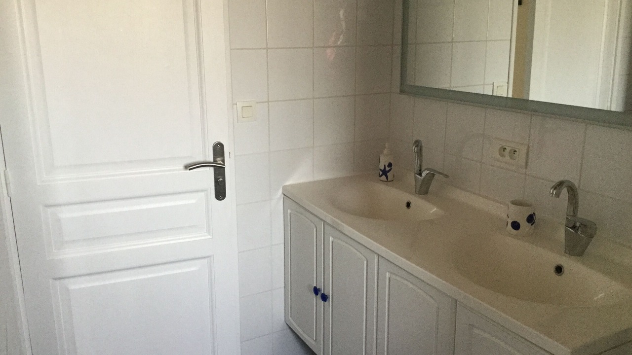 Photo of Bathroom in Le Bois-Plage-en-Re