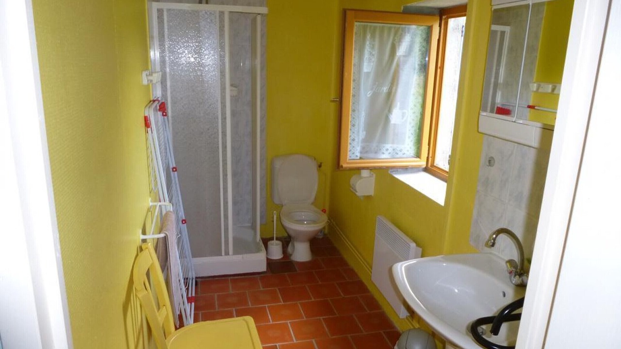 Photo of Bathroom in Montoldre