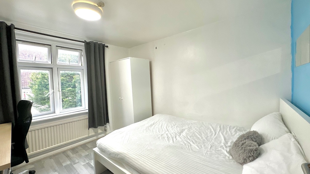 Photo of Bedroom in Euston
