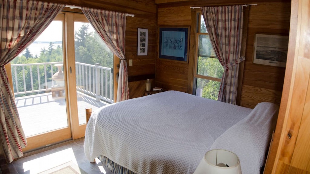 Photo of Bedroom in Eastport