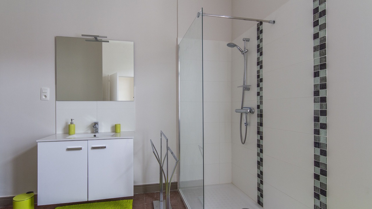 Photo of Bathroom in Port-Vendres