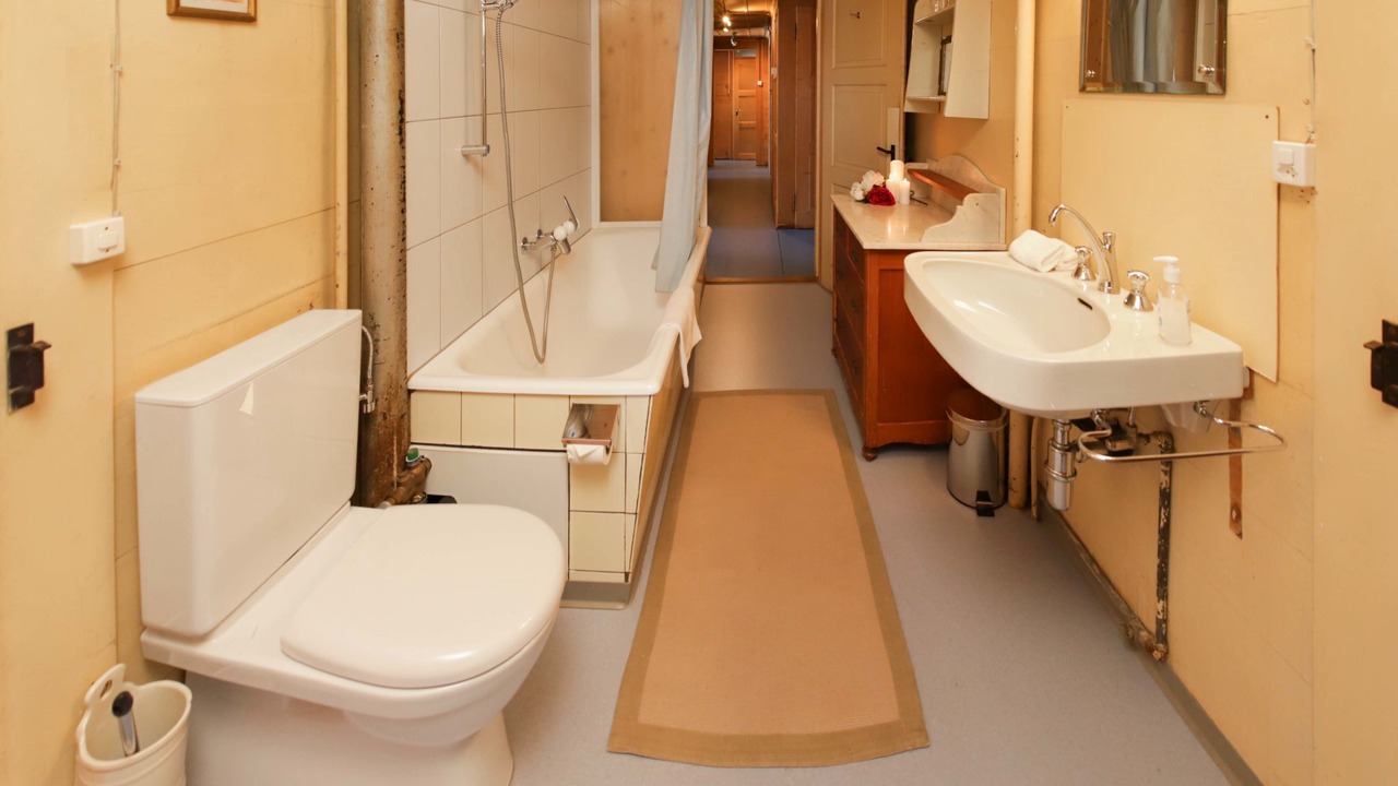 Photo of Bathroom in Saanenmoeser