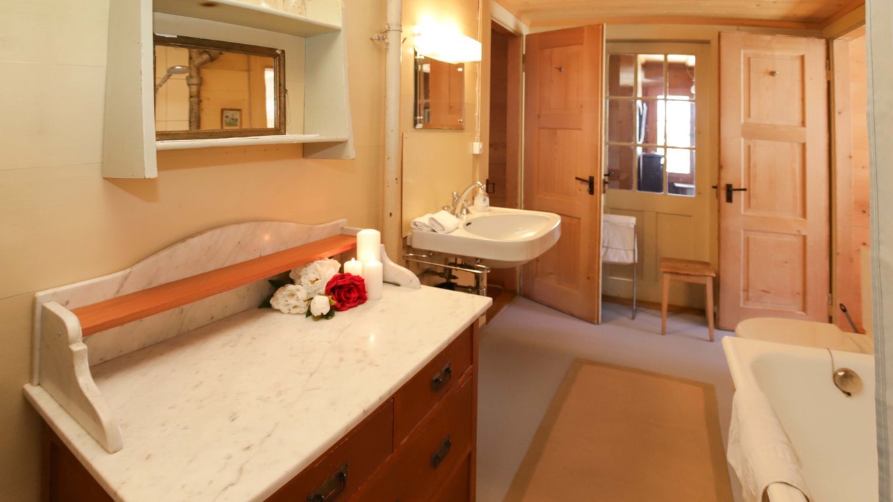 Photo of Bathroom in Saanenmoeser