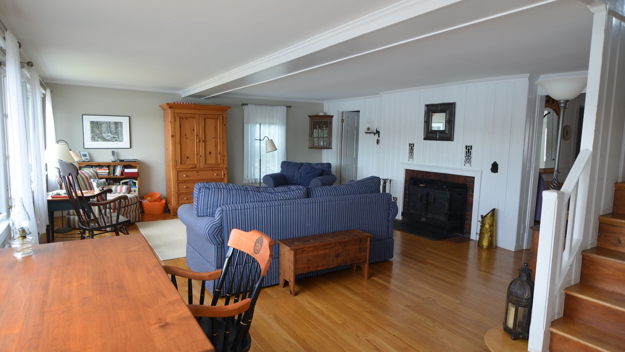 Photo of Livingroom in East Andover