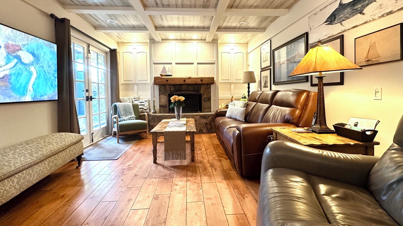 Photo of Livingroom in Coronado Cays