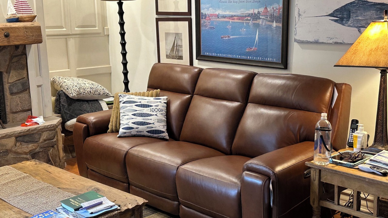 Photo of Livingroom in Coronado Cays