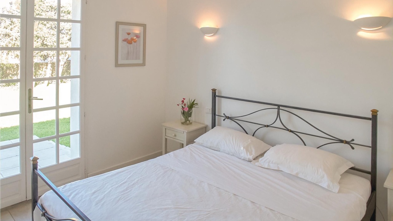 Photo of Bedroom in Thezan-les-Beziers
