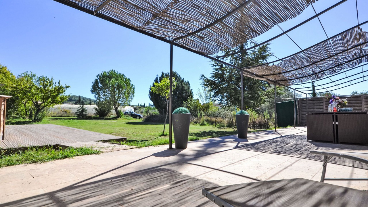 Photo of Bedroom in Pernes-les-Fontaines