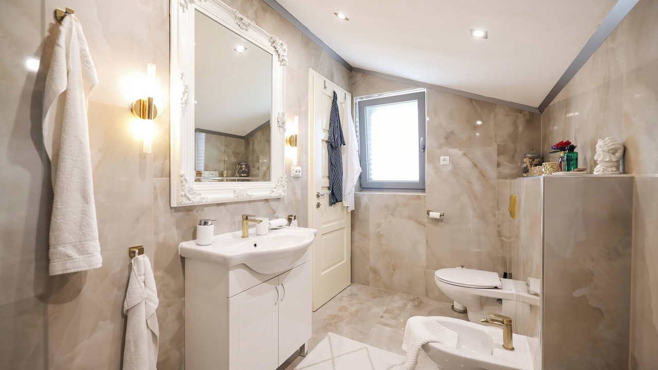 Photo of Bathroom in Sukosan
