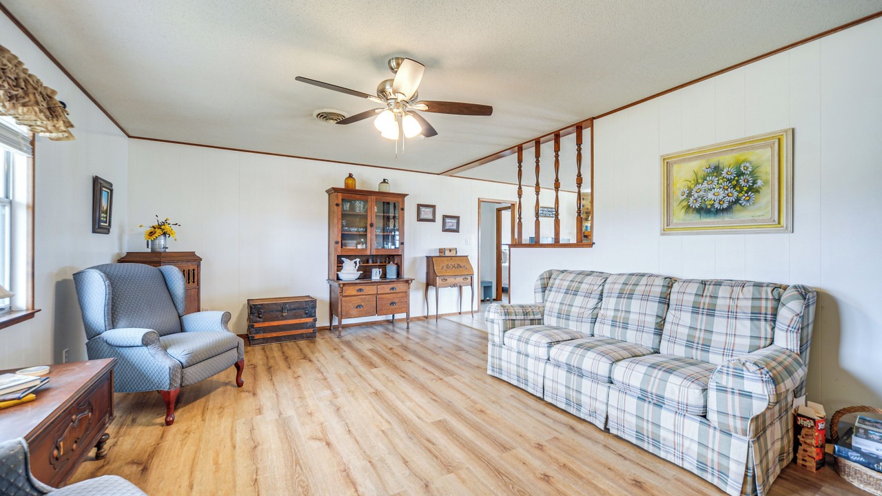 Photo of Livingroom in Fredericksburg