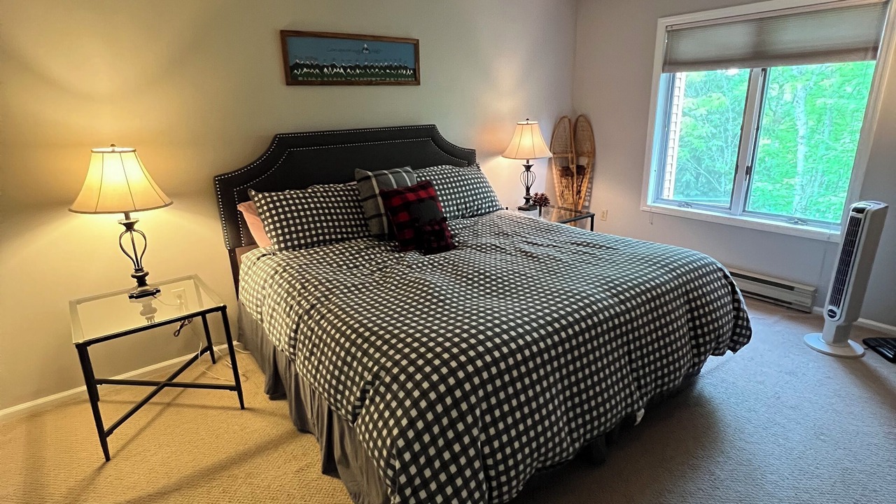 Photo of Bedroom in North Creek