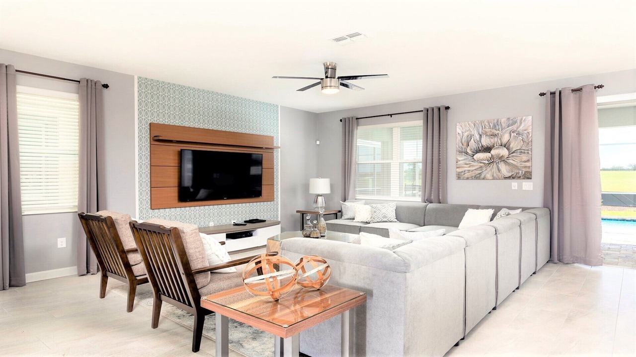 Photo of Livingroom in Four Corners