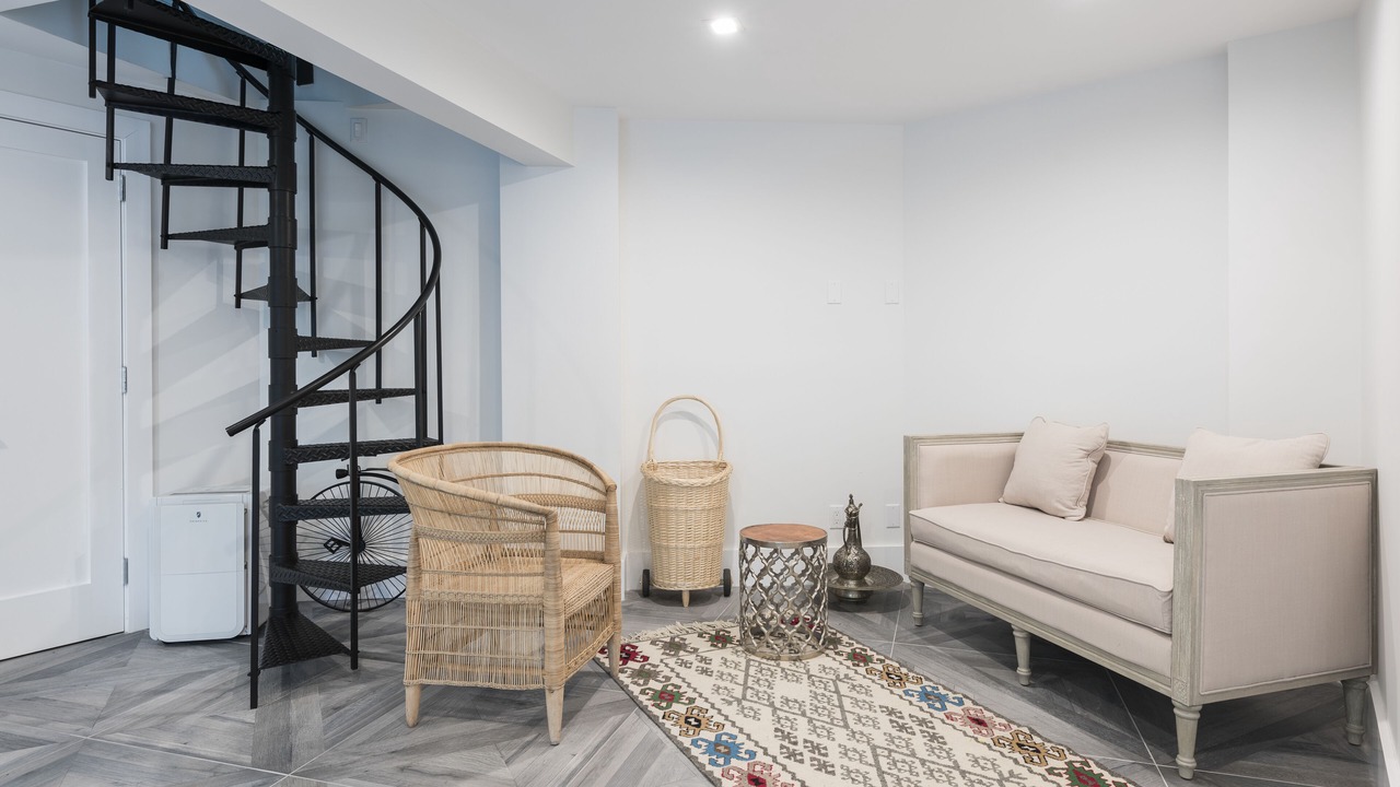 Photo of Livingroom in Hampton Bays