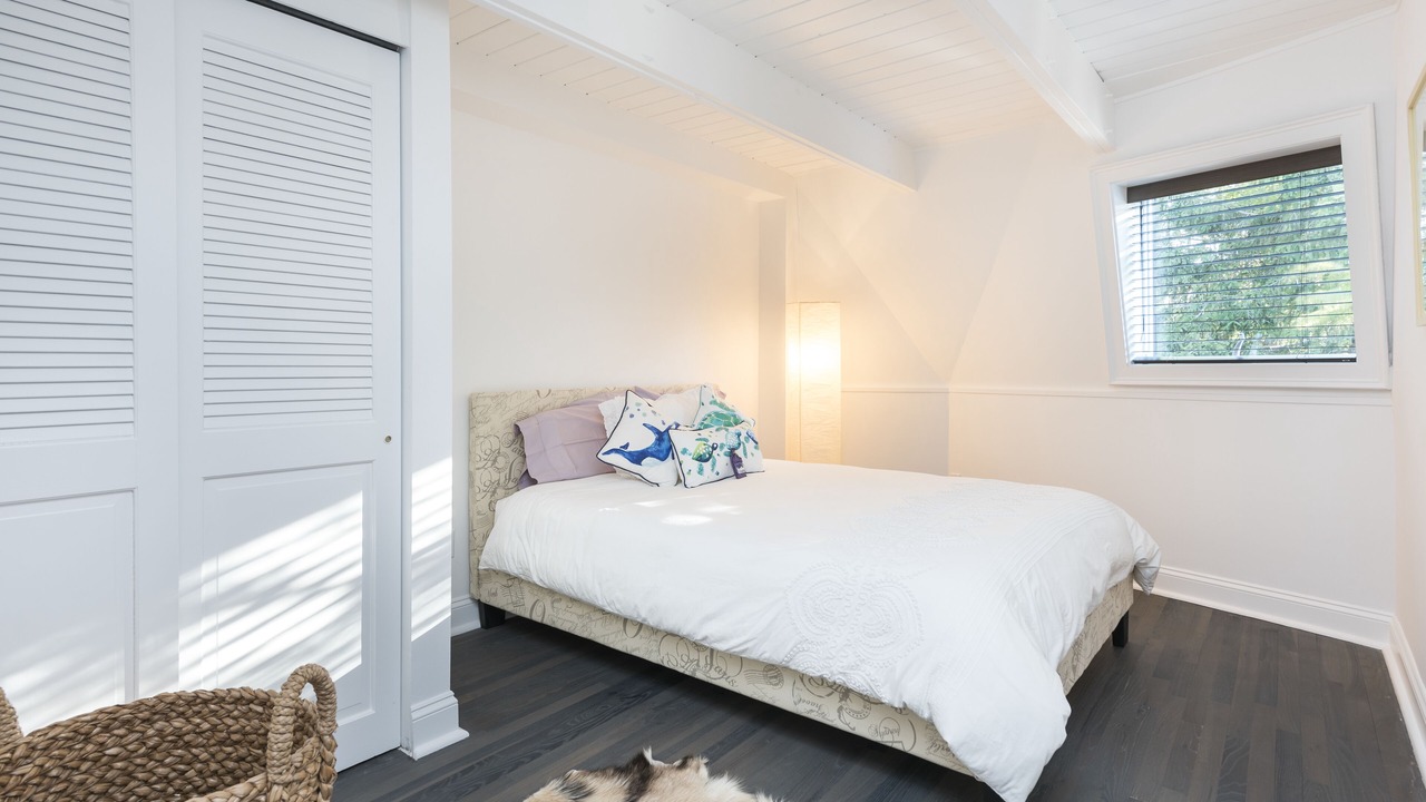 Photo of Bedroom in Hampton Bays