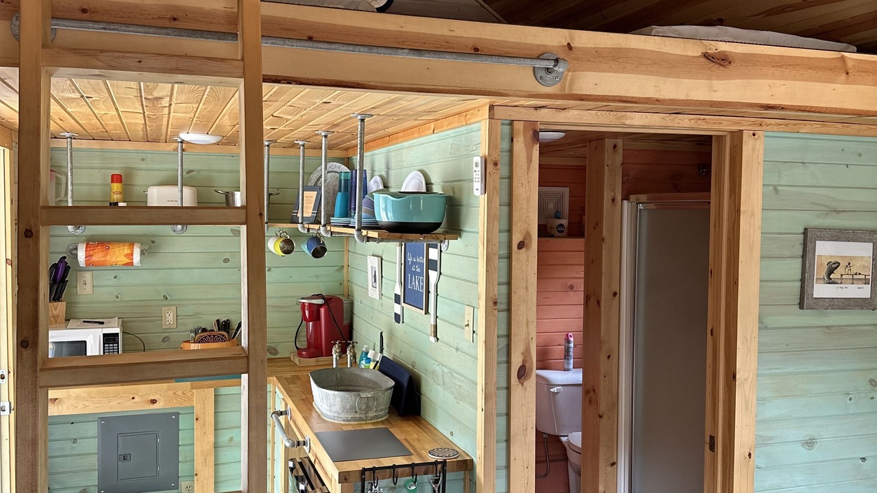 Photo of Bedroom in Jasonville