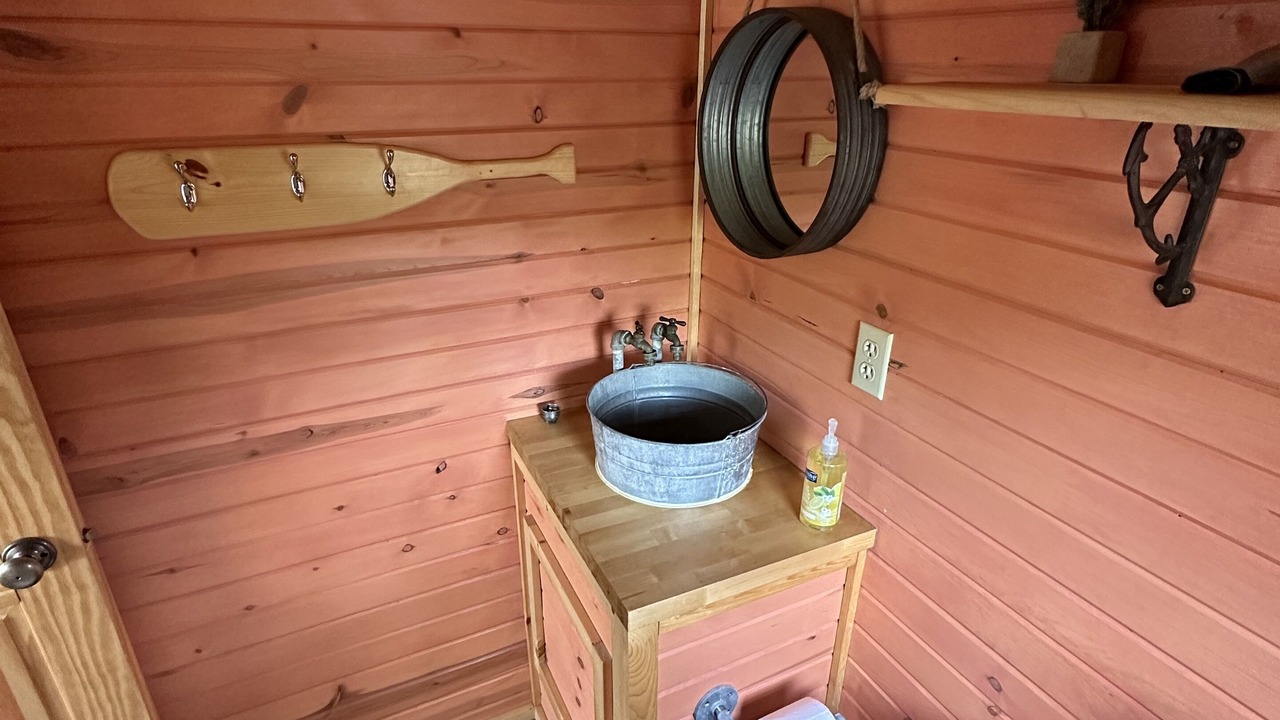 Photo of Bathroom in Jasonville