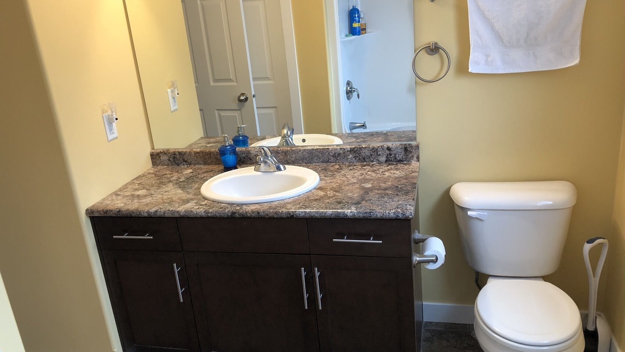Photo of Bathroom in Fairford Reserve