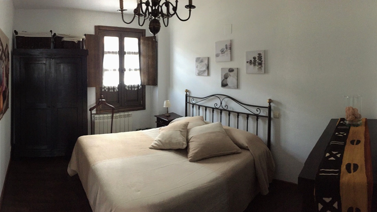 Photo of Bedroom in Badaguas
